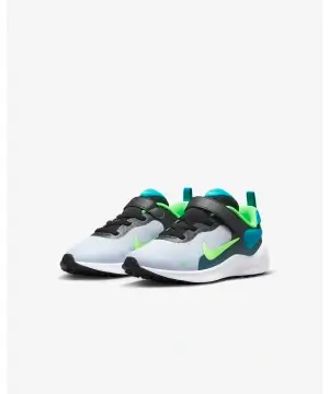 Nike Revolution 7